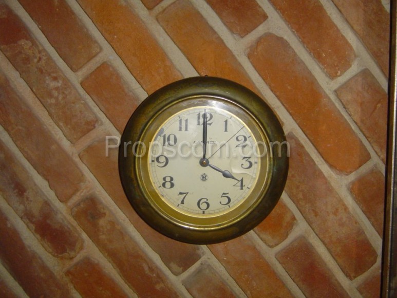 Wall clock