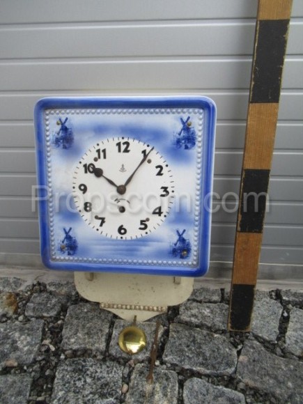 Wall clock