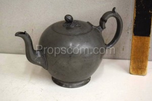 Tin teapot