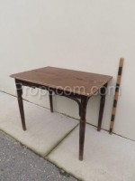 Thonet-Holztisch