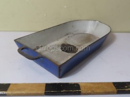 Blue baking pan