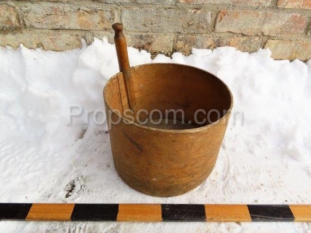 Buckets with one handle