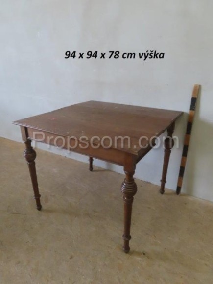 Stůl dřevěný  