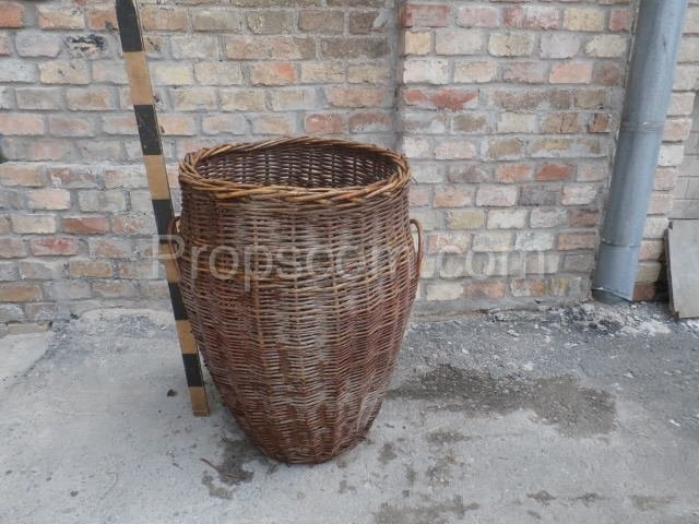 Large wicker container