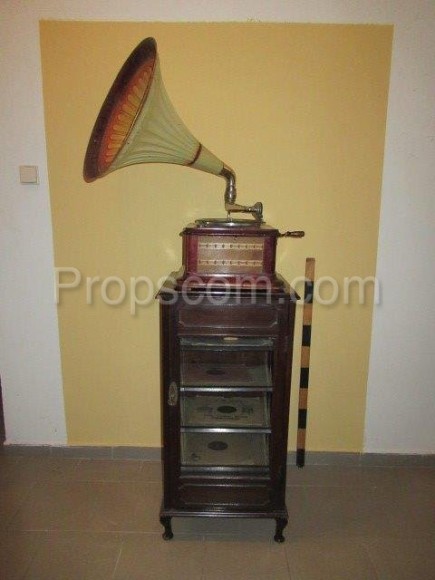 Starý gramofon se skříňkou - funkční 