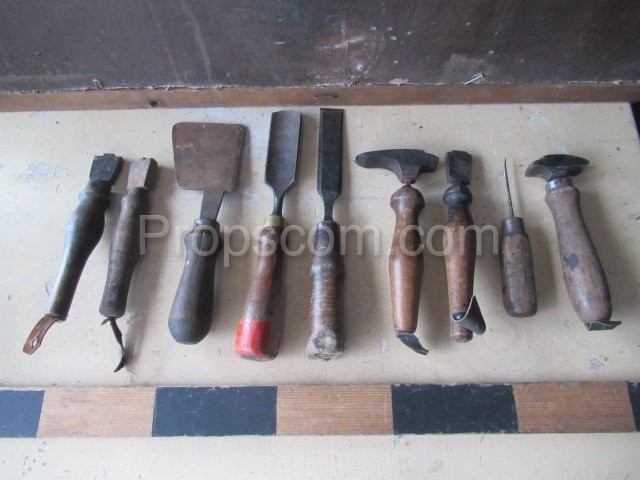 Shoemaking tools