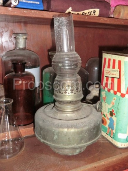 Oil lamp