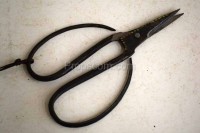 Forged cosmetic scissors