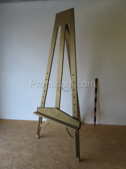 Easel for paintings