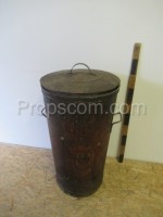 dustbin with lid