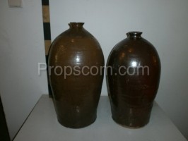 Water containers