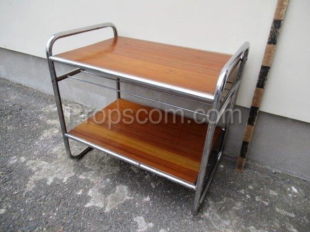 Pojízdný servírovací stolek