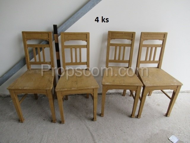 Židle dřevěné 