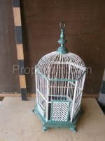 Beautiful wire hanging cage