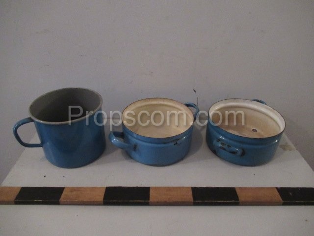 Enamel pots