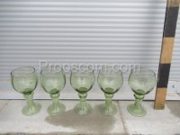 Karaffe mit Gläsern, grünes Glas