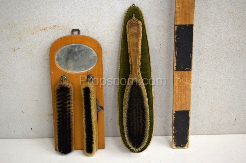 Shoe cleaner tools