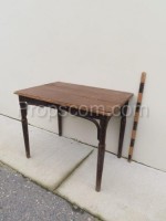 Thonet-Holztisch