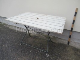 Folding garden table