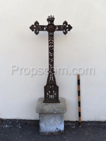 Cemetery cross