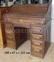 American desk with blinds