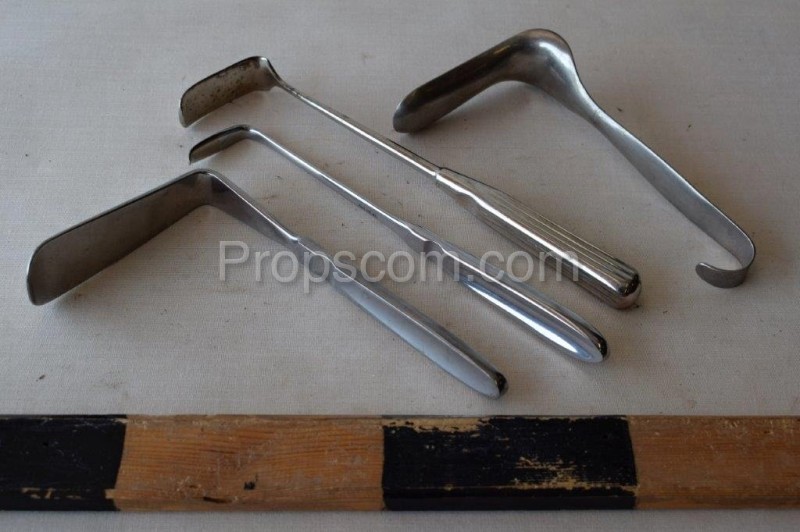 Surgical instruments