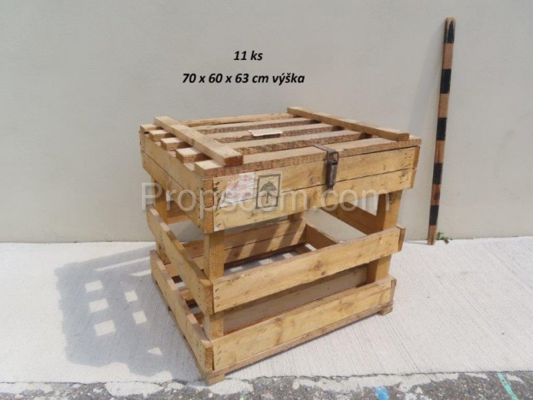 Wooden crate