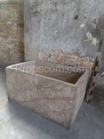 A fake tomb