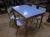 Umakart blue wood tables with chairs