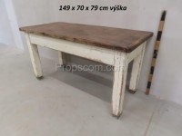 Solid wooden table 