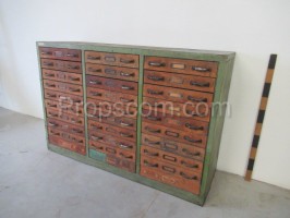 Workshop cabinet with drawers