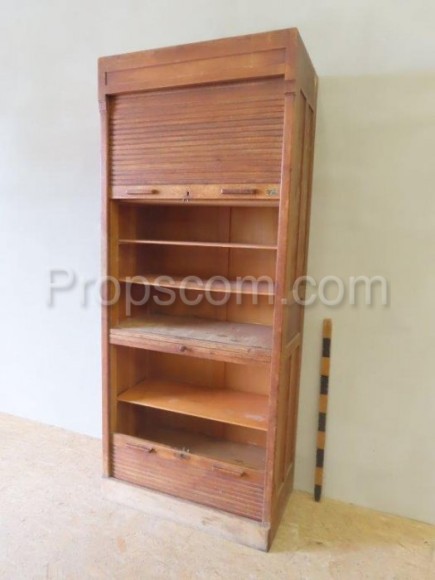 File cabinet with shutter