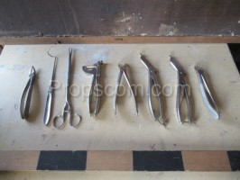 Surgical instruments