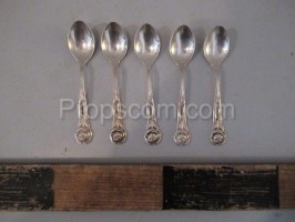 Silver teaspoons