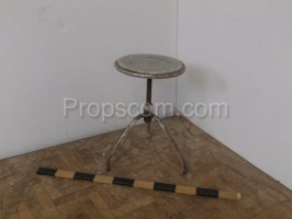 Round metal chair