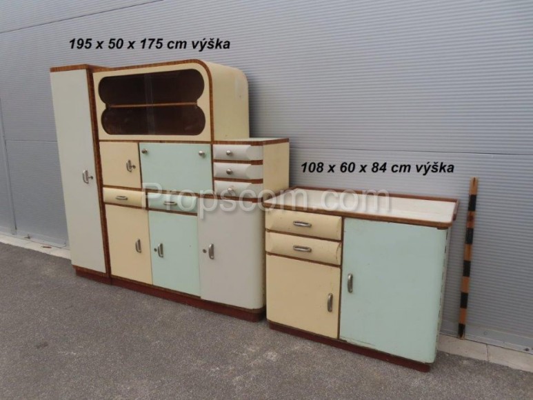 Sideboard mit Spind