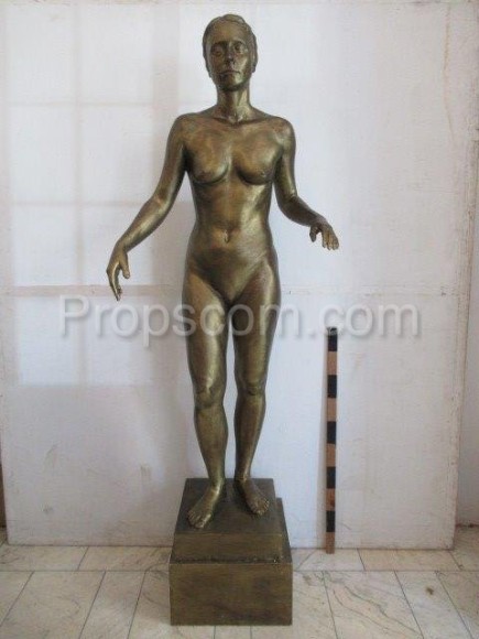 Statue einer Frau nackt