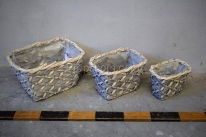 Knitted baskets