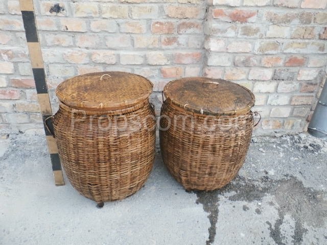 Large wicker containers