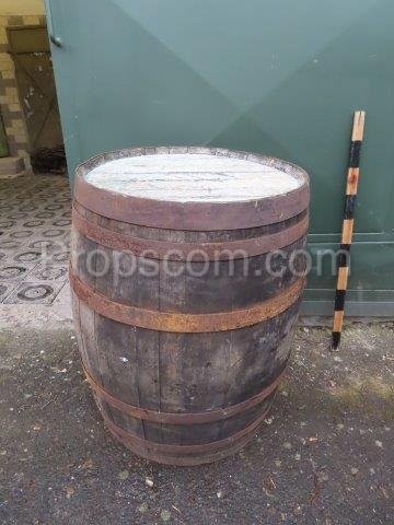 Barrel with forged hoops