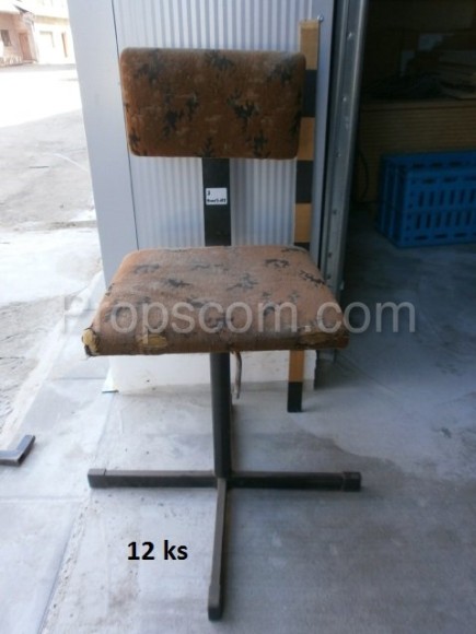 Upholstered workshop chair
