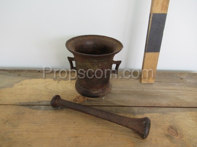 Cast iron mortar and pestle