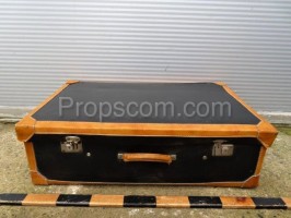 Travel suitcase