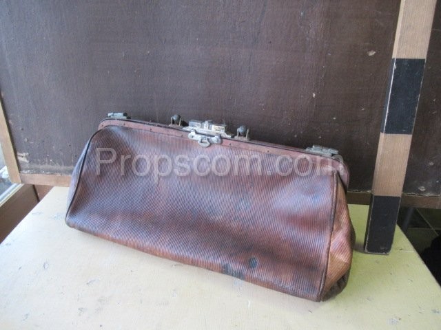 Leather bag