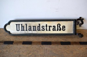 Information signs: Uhlandstraße