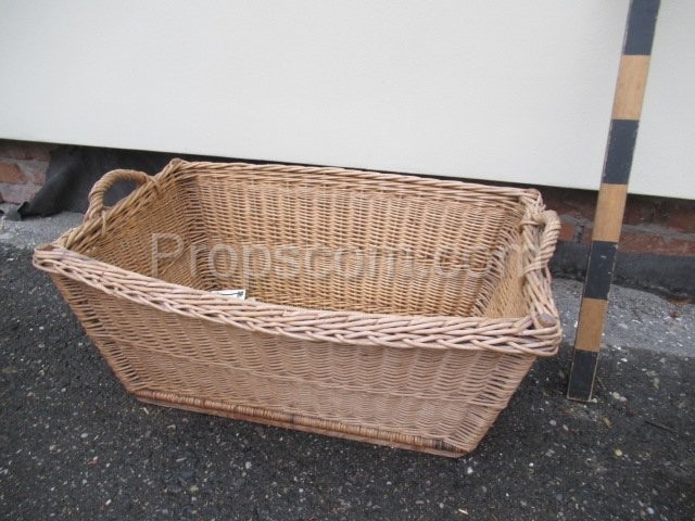 Wicker basket