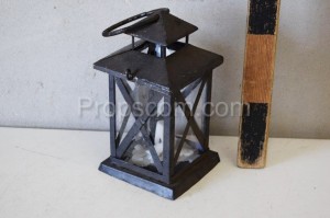 Portable lantern