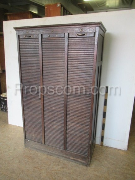 Cabinet with roller shutter (Registration)