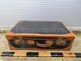 Travel suitcase