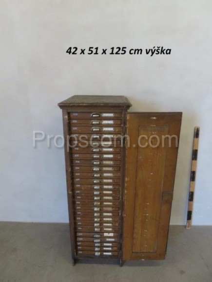 Chest of drawers - filing cabinet